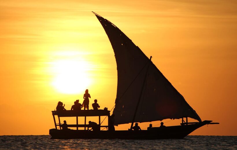 Golden horizons: sunset dhow cruise